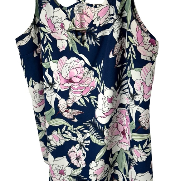 442 - KISMET SPAGHETTI STRAP TOP - Picture 8 of 13